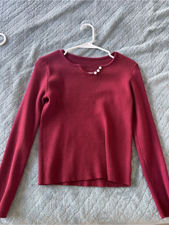Tops - Free with purchase ❄️ Women’s Ribbed Long-Sleeve Sweater Burgundy